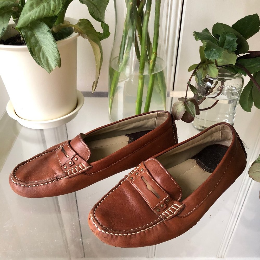Johnston & Murphy Penny Loafer in Brown Leather
